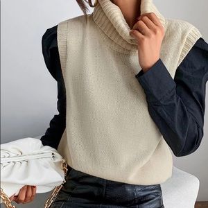 ✨ united colors of benetton 100% wool turtle neck sweater vest ✨